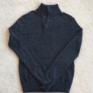 Abercrombie and Fitch Men’s sweater